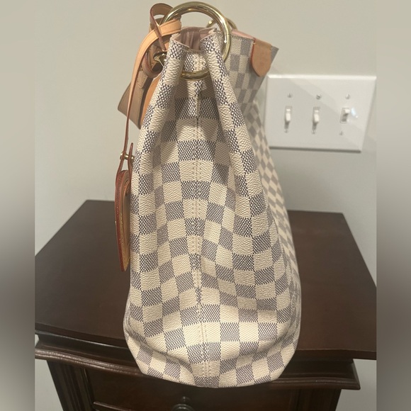 ⭐️ Authentic Louis Vuitton Graceful MM ⭐️ - Picture 7 of 10